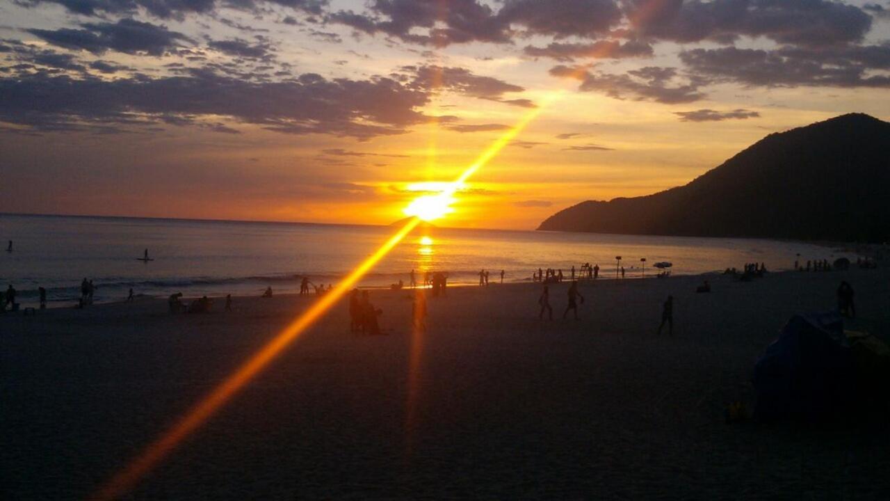 Maresias - Frente P/ Praia - Cond. Fechado - Piscina Aquecida!!!Wi Fi Exclusiva Sao Sebastiao  Exterior foto